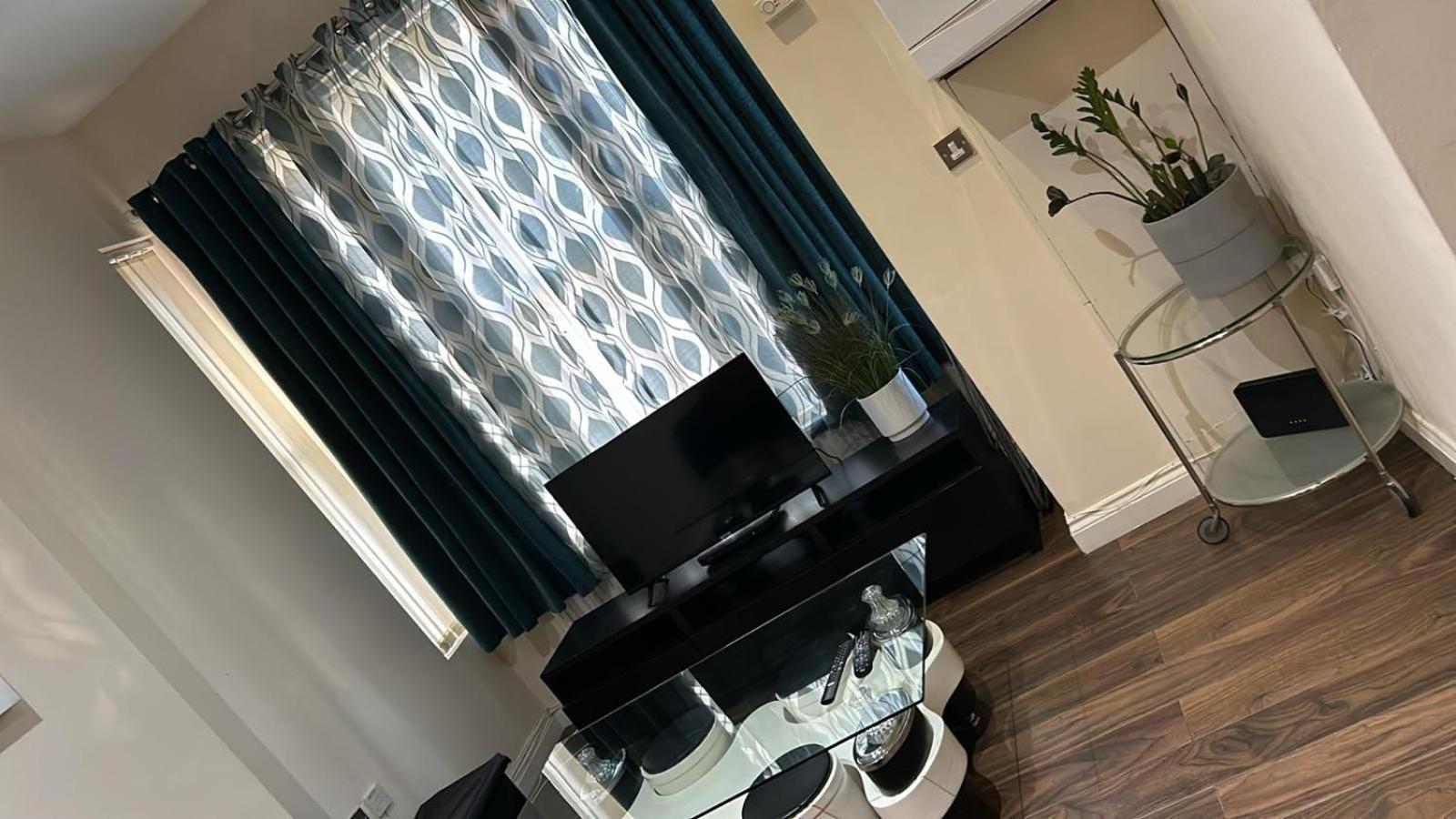 Luxurious 2 Bed Apartment Bedford Extérieur photo
